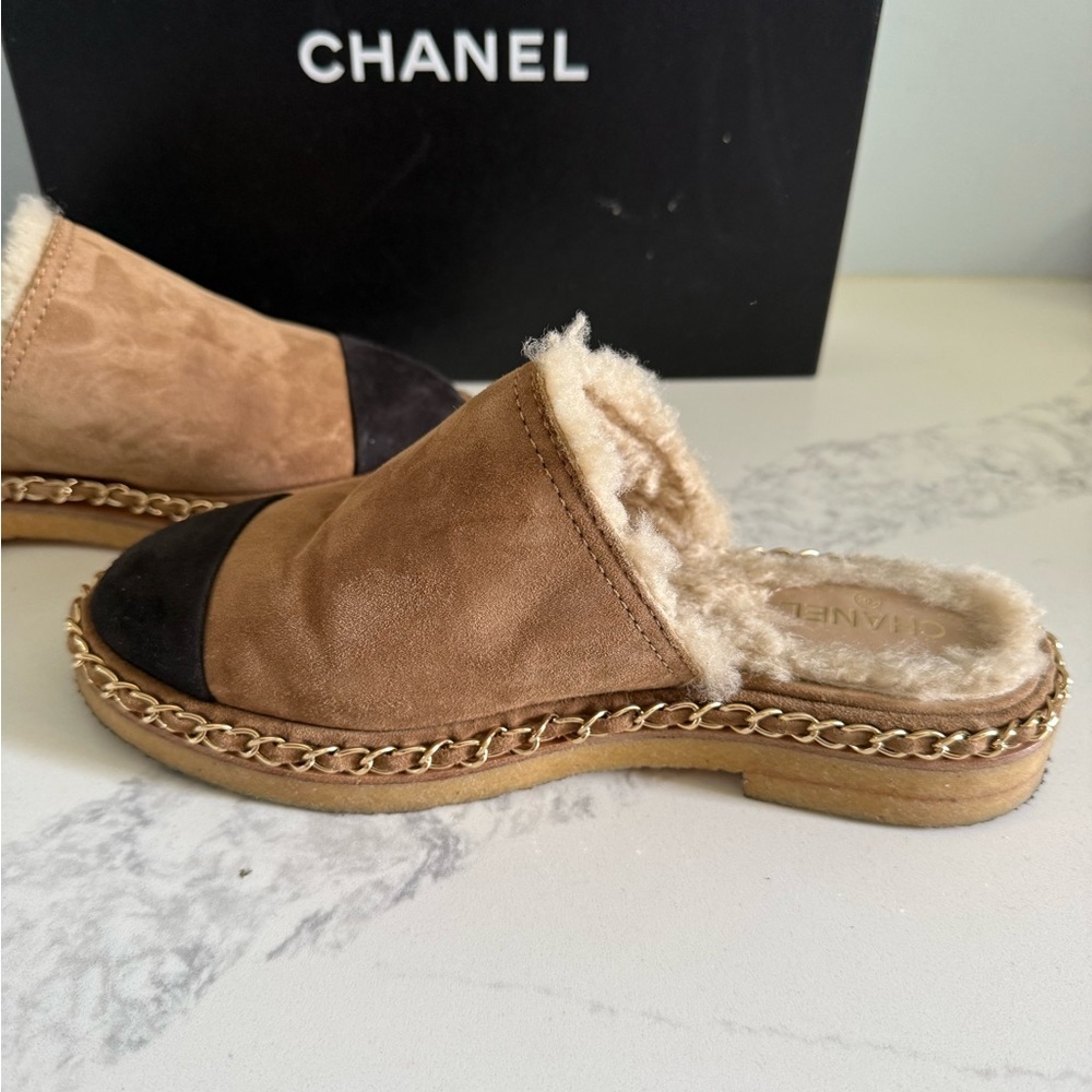 Chanel 2018 Interlocking CC Logo Sherling Mules Women's 36.5 6.5 Brown Black - Picture 10 of 16